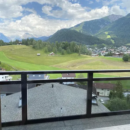 Appartement Haus Helvetia Seefeld in Tirol